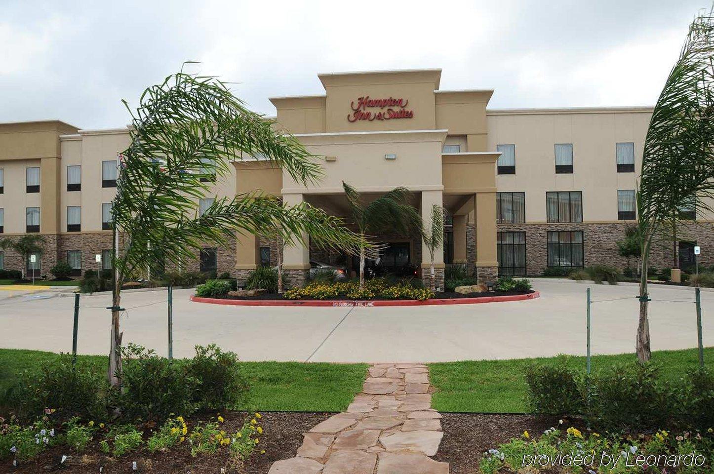 Hampton Inn And Suites Lake Jackson-Clute Exterior photo